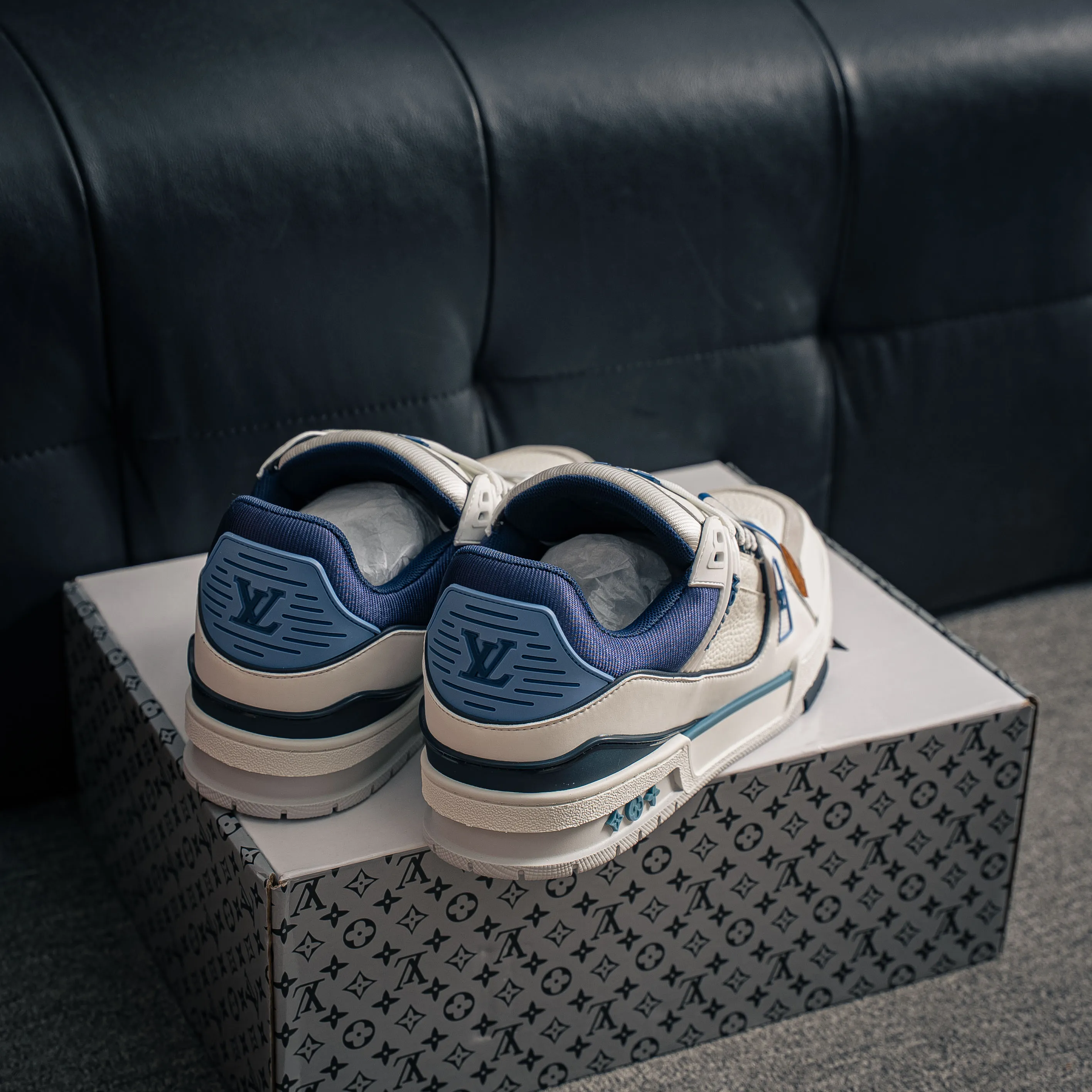 【L 2 】 Premium LV Classic New Arrival ✦ 1:1 ， ， ✦ Cowhide Leather Shoes ， LOGO ✦ + ，